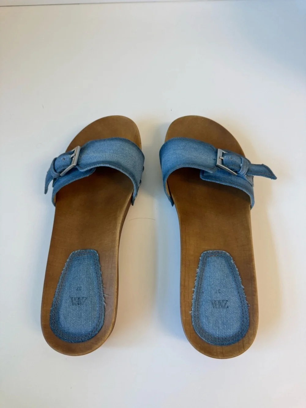 Zara Denim Buckle Slide Sandals. Size 7. Excellent Condition. - Picture 3 of 7